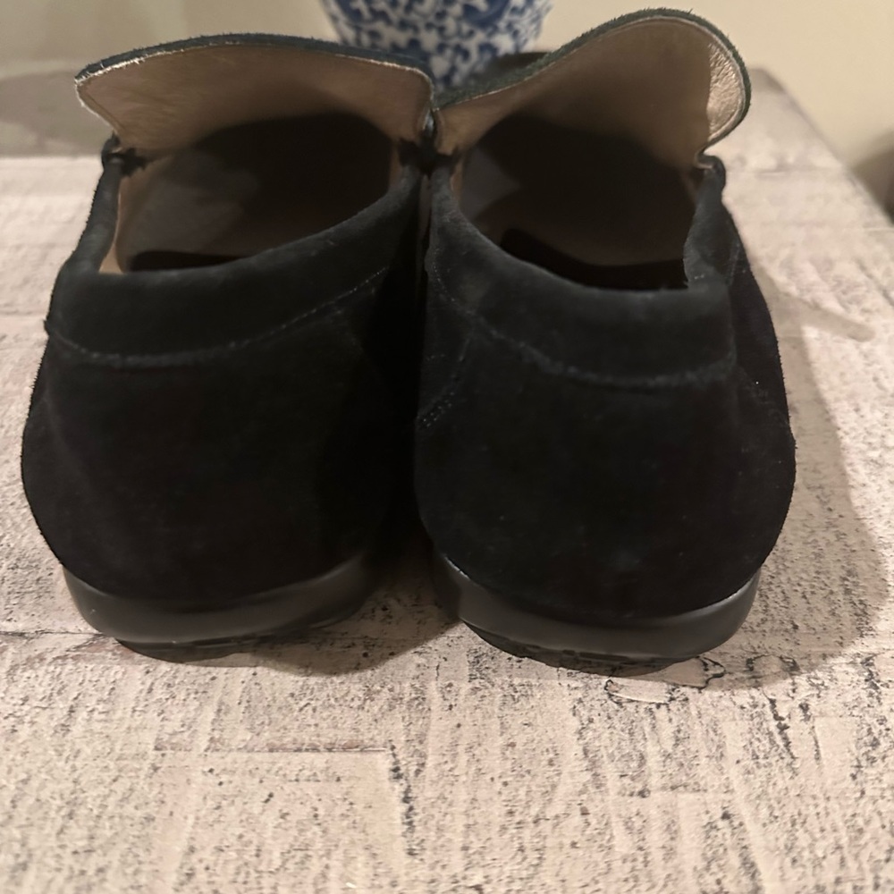 Black Suede Loafers Size 8 Women’s Like New - Picture 4 of 10